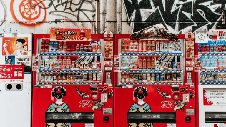 how many vending machines per person in japan