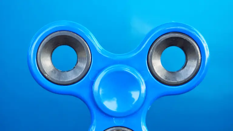 how to make a fidget vending machine out of cardboard