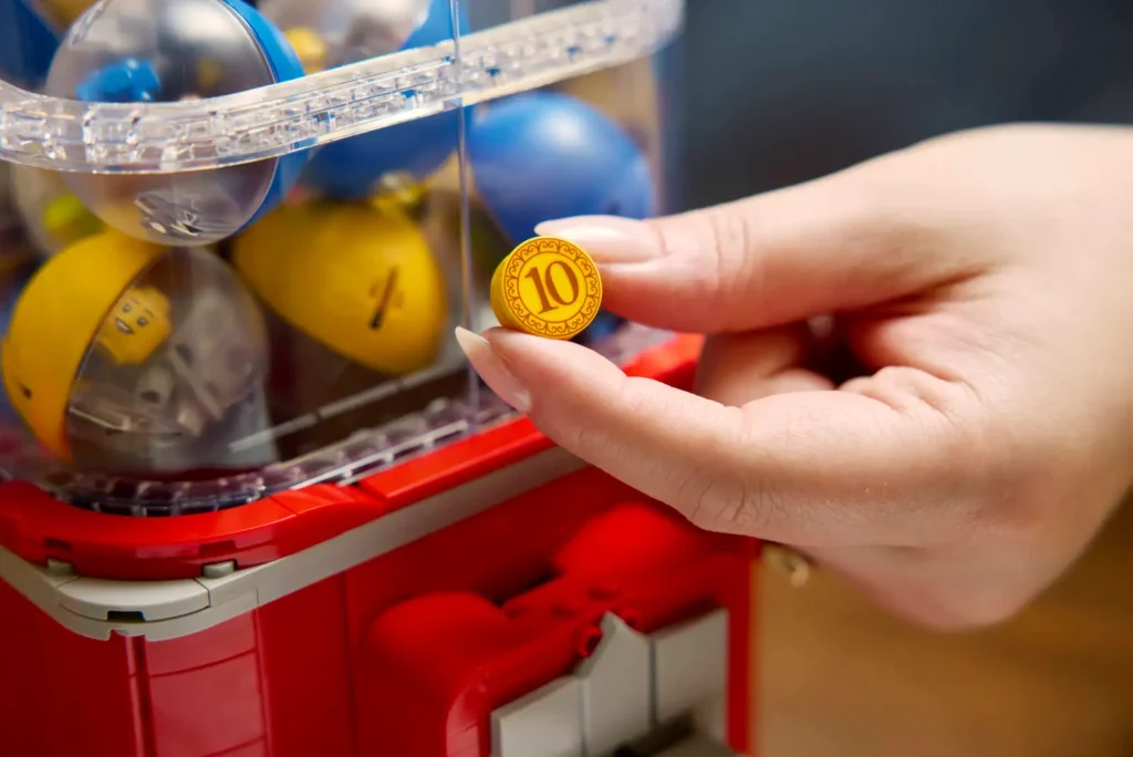 lego ideas minifigure vending machine 21358